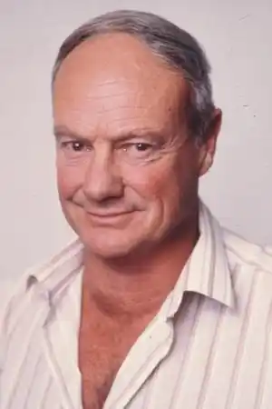 Glynn Edwards fotoğrafı