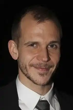 Gustaf Skarsgård fotoğrafı