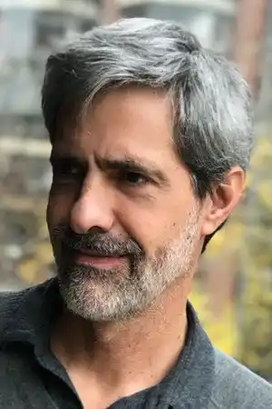 Gustavo Cova fotoğrafı