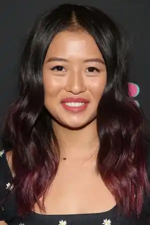 Haley Tju fotoğrafı