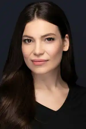 Hazal Erişkin fotoğrafı
