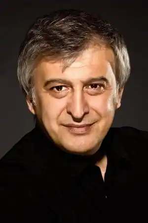Hüseyin Avni Danyal fotoğrafı
