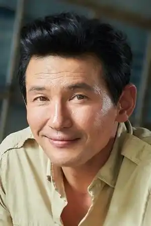 Hwang Jung-min fotoğrafı