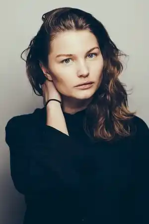 Iben Akerlie fotoğrafı