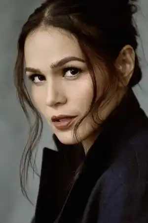 Iza Calzado fotoğrafı