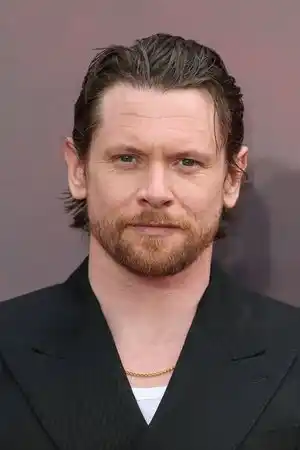 Jack O'Connell fotoğrafı