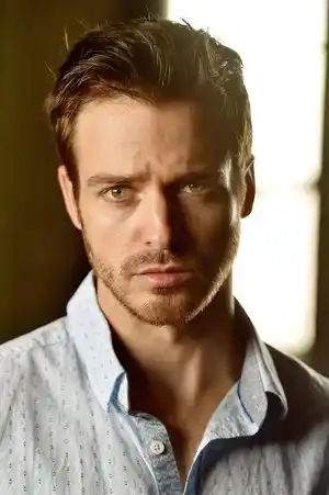 Jake Stormoen fotoğrafı