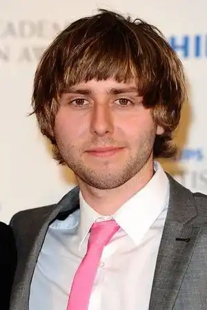 James Buckley fotoğrafı