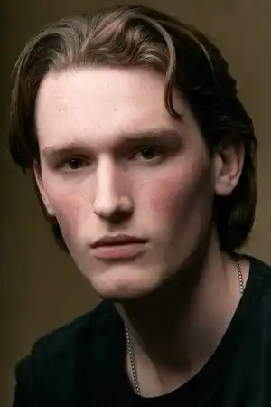 James Melville fotoğrafı