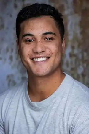 James Rolleston fotoğrafı