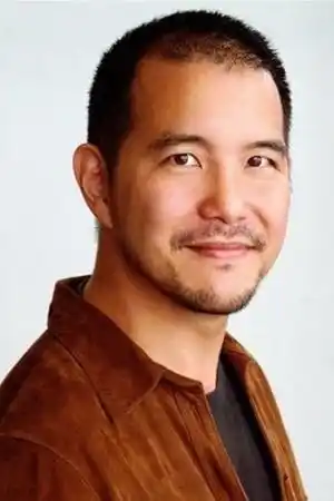 James Sie fotoğrafı