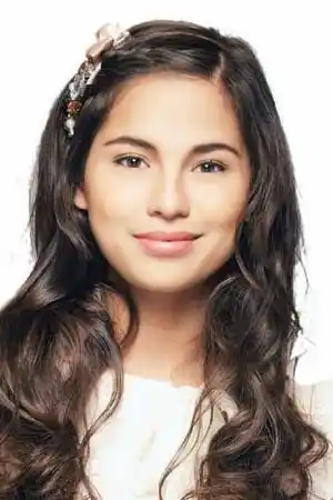 Jasmine Curtis-Smith fotoğrafı