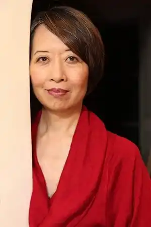 Jeanne Sakata fotoğrafı