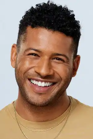 Jeffrey Bowyer-Chapman fotoğrafı