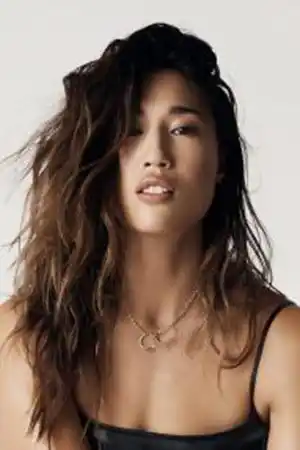 Jennifer Cheon Garcia fotoğrafı