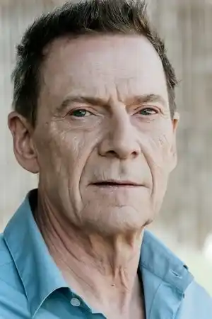 Jesper Christensen fotoğrafı