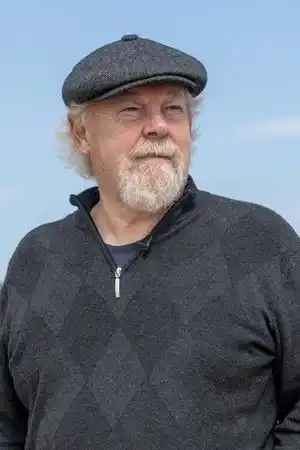 Jimmy Yuill fotoğrafı