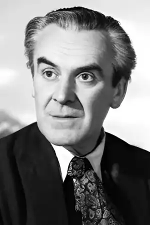John Le Mesurier fotoğrafı