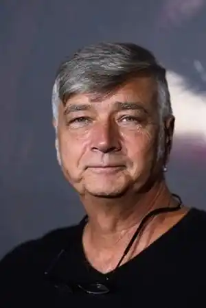 John R. Leonetti fotoğrafı