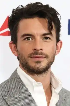 Jonathan Bailey fotoğrafı