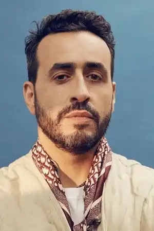 Jonathan Cohen fotoğrafı
