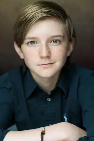 Joshua Blue Pickering fotoğrafı