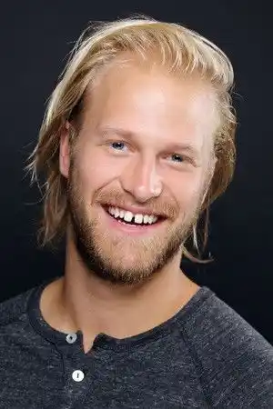 Joshua Murdoch fotoğrafı