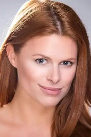 Julia Ford Collier fotoğrafı