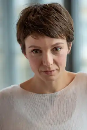 Julia Koschitz fotoğrafı