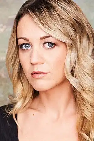 Julia Lehman fotoğrafı