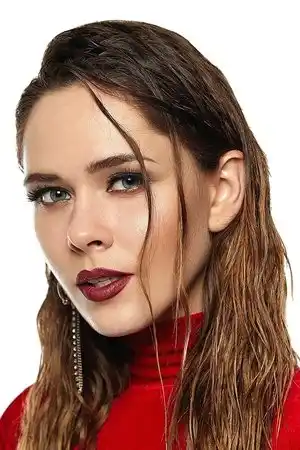 Julia Sanina fotoğrafı