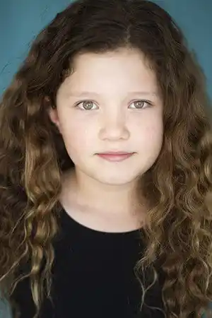 Julia Savage fotoğrafı