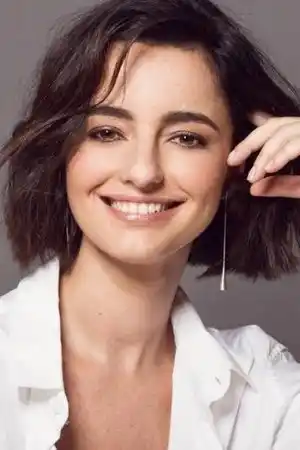 Julia Stockler fotoğrafı