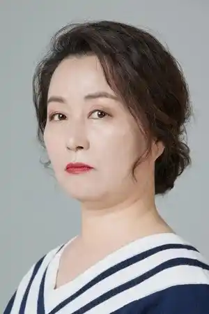 Jung Eun-kyoung fotoğrafı