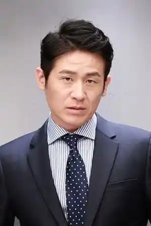 Jung Jin fotoğrafı