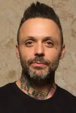 Justin Furstenfeld fotoğrafı
