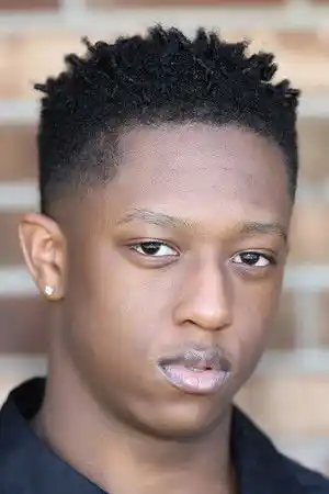 Kaden Washington Lewis fotoğrafı