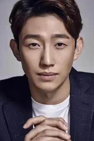 Kang Ki-young fotoğrafı