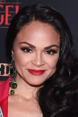 Karen Olivo fotoğrafı