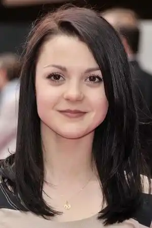 Kathryn Prescott fotoğrafı