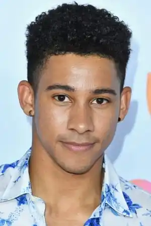 Keiynan Lonsdale fotoğrafı