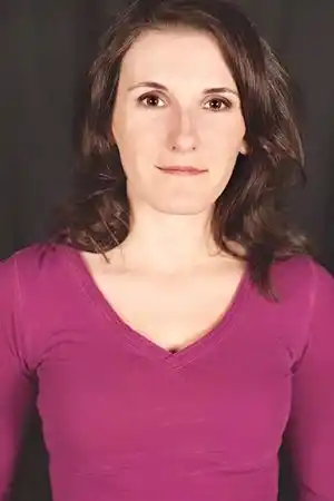 Kelly Sheridan fotoğrafı