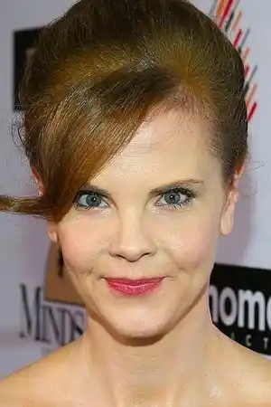 Kiersten Warren fotoğrafı