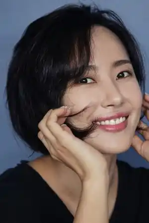 Kim Yoon-seo fotoğrafı