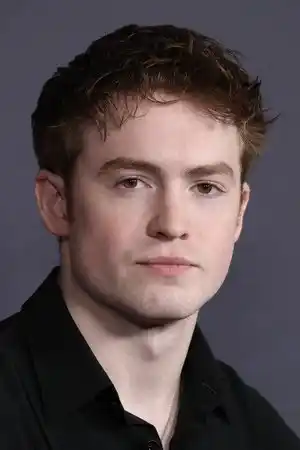 Kit Connor fotoğrafı