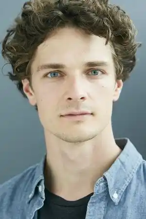 Kyle Scudder fotoğrafı