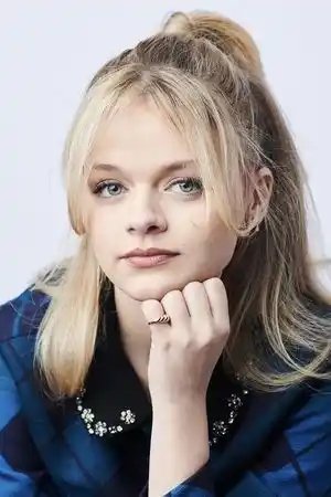 Kylie Rogers fotoğrafı