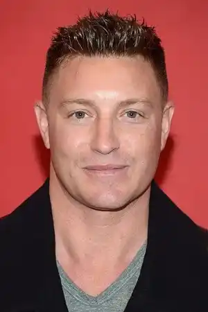 Lane Garrison fotoğrafı