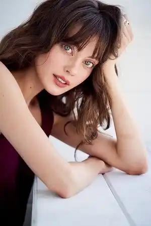 Laura Dennis fotoğrafı