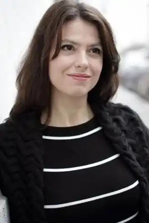 Laura Vasiliu fotoğrafı